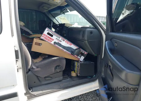 2001 GMC Sierra 2500Hd Sl из США, поврежденный, VIN 1GTHC29U01E340264